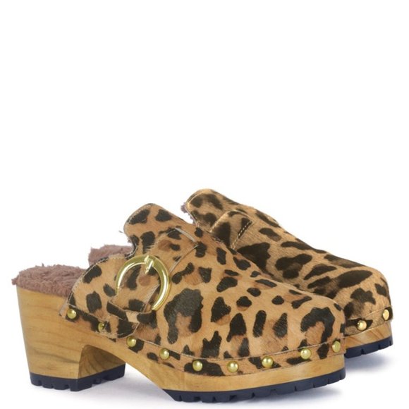 Diona J Shoes - PRUNUS BUCKLED SUEDE ROUND TOE MULE CLOGS Leopard